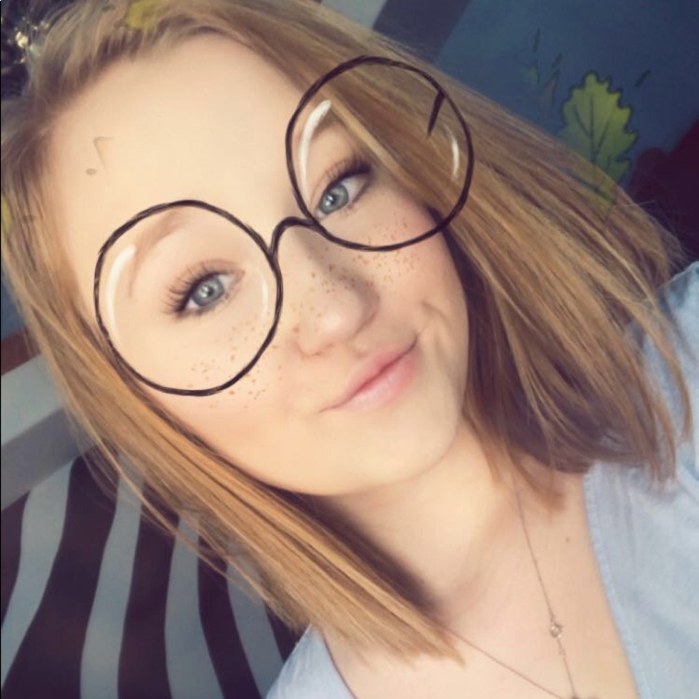 Meet your Posher, Kaitlyn